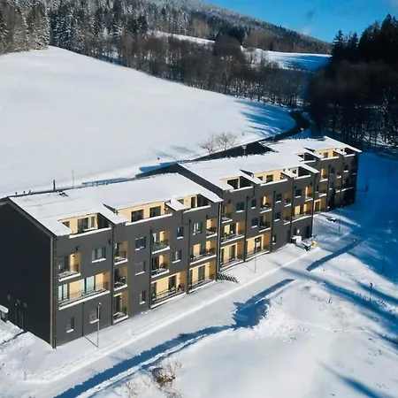 Appartement Novy S Velkou Terasou A Grilem *
