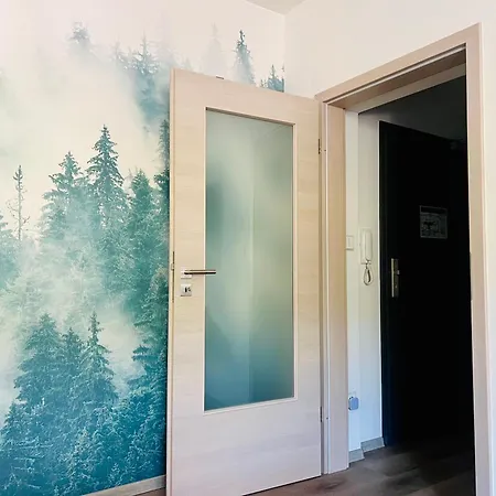 Novy S Velkou Terasou A Grilem Appartement Černý Dŭl