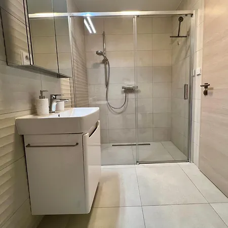 Novy S Velkou Terasou A Grilem Apartament Černý Důl