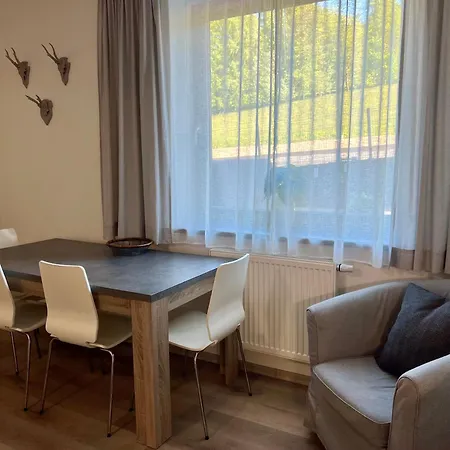 Novy S Velkou Terasou A Grilem Apartament *